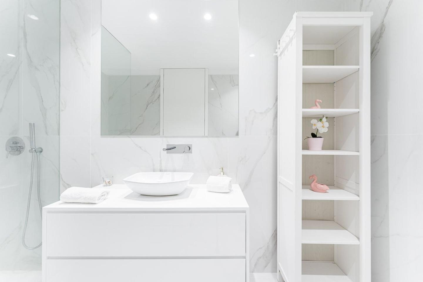 Guestready - Amazing Modern Home Near The Beach บีลาโนวาเดกายา ภายนอก รูปภาพ